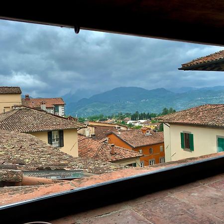 Una Terrazza Nel Centro Storico Βίλα Barga Εξωτερικό φωτογραφία