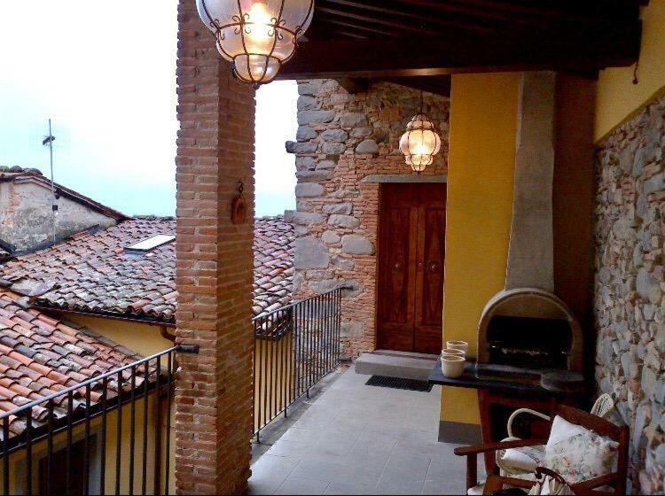 Una Terrazza Nel Centro Storico Βίλα Barga Εξωτερικό φωτογραφία